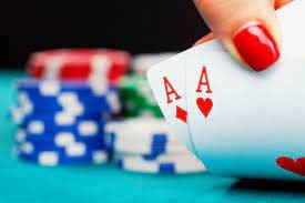 Meja Bandar Ceme dengan dealer profesional
